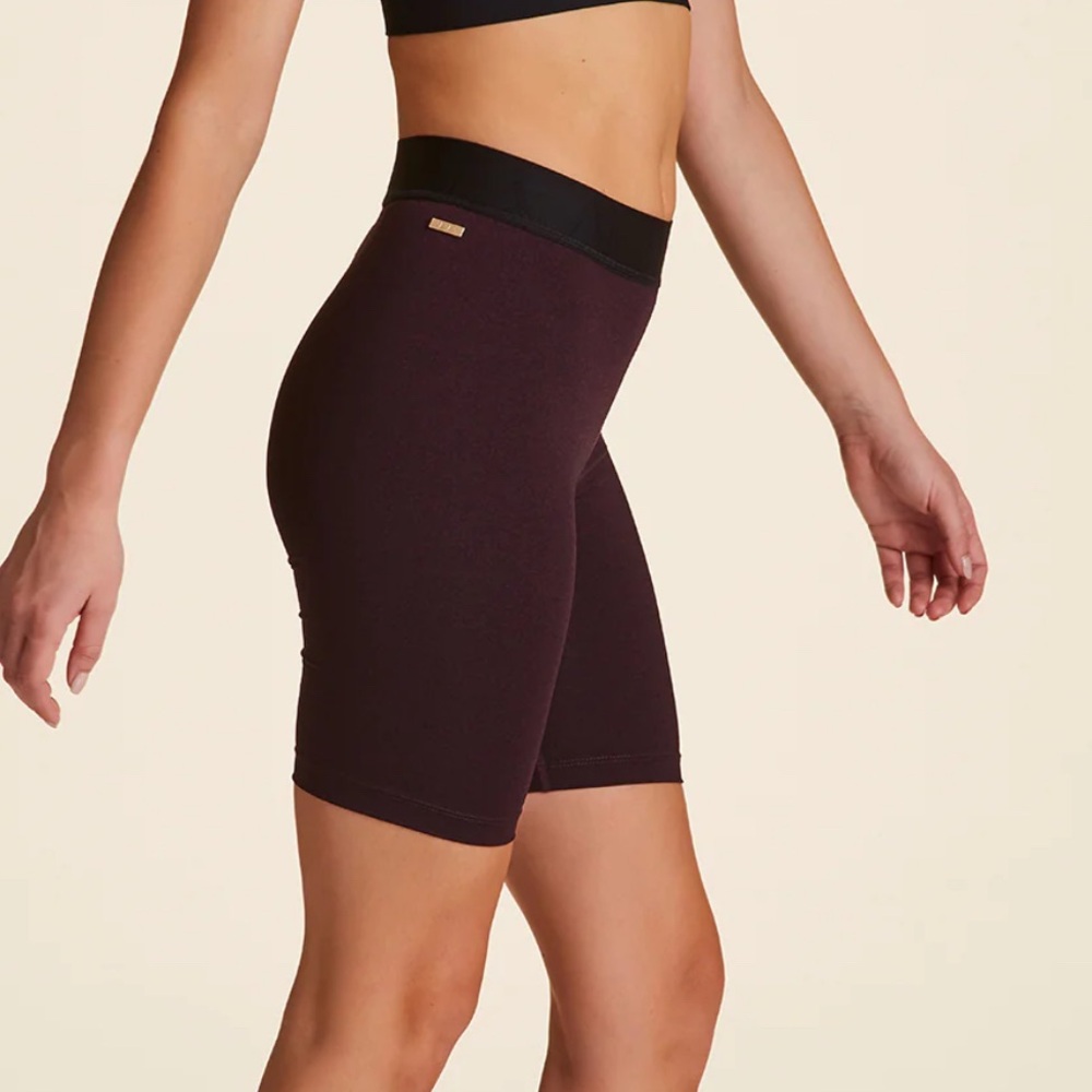 Women's Alala Primary Biker Shorts